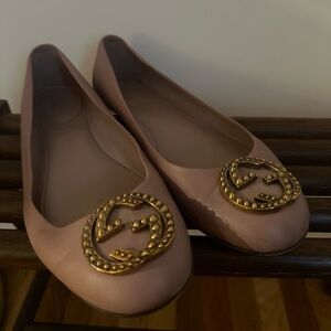 Gucci Blush Leather Flats with Gold Emblem